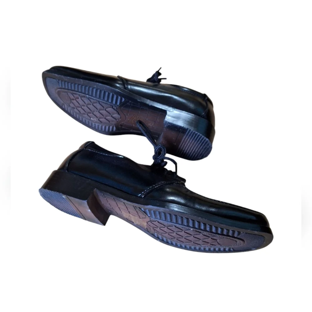 boys' dress shoes size 5